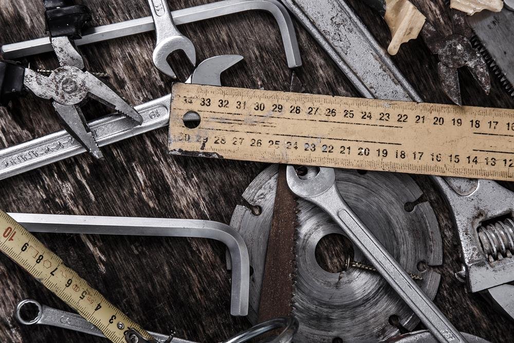 Workshop, repair. Tool set on the table
